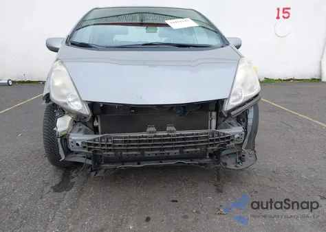 2010 Honda Fit Sport z USA, uszkodzony, nr VIN JHMGE8H45AC015985